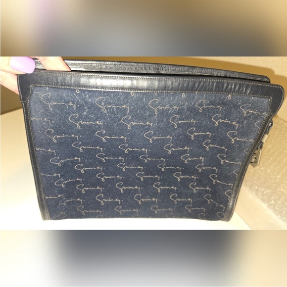 Givenchy Black Toiletry Bag with Signature Design - Picture 8 of 8
